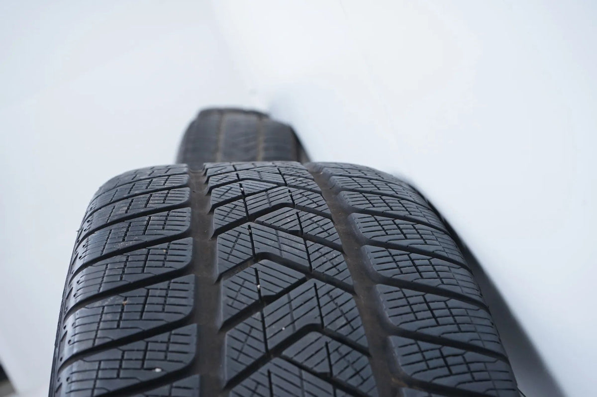 Mercedes EQC W293 N293 Winter Tires Winter Wheels 19 Inch Detailansicht 10