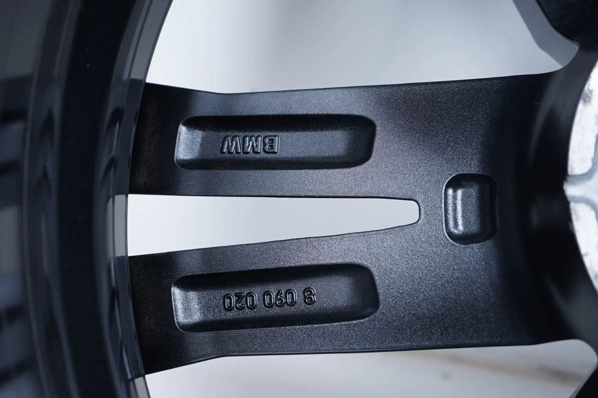 1 x originální hliníkový disk BMW řady 8 G14 G15 19 palců M727 8090020 9J Detailní zobrazení 6