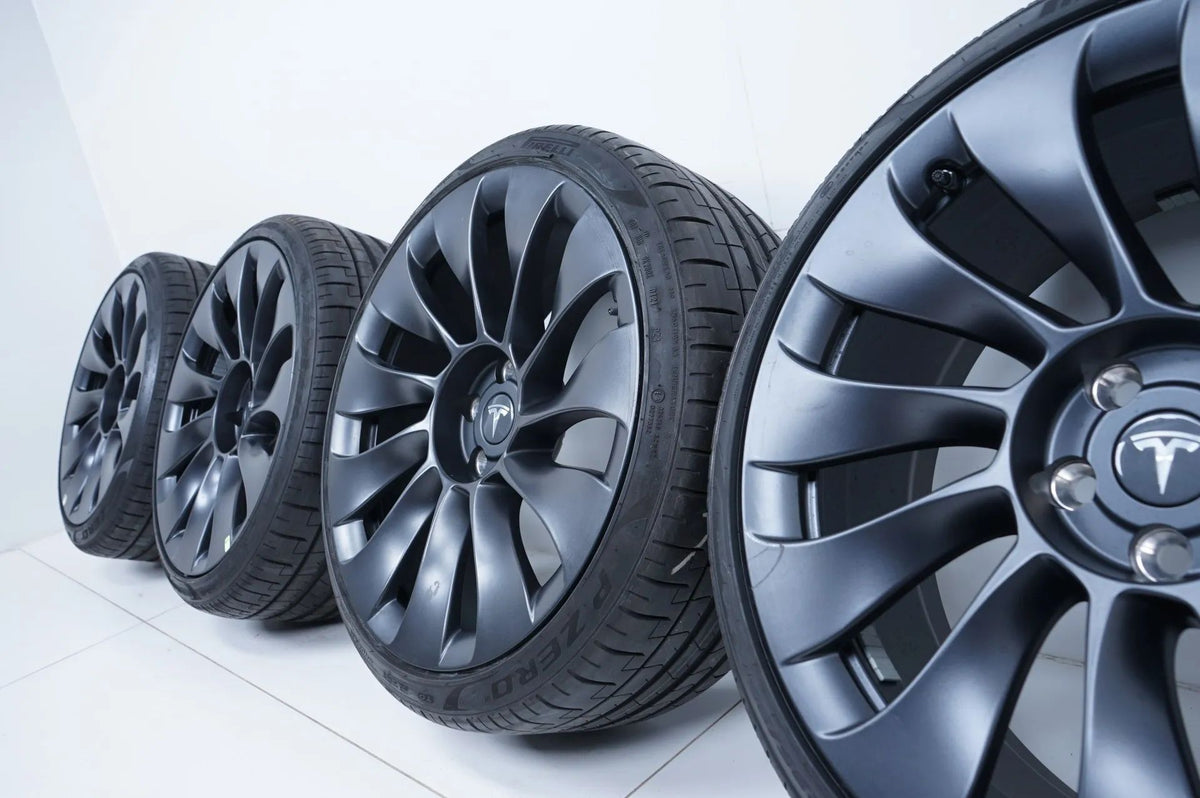 Tesla Model 3 summer tires, summer wheels, 235/35/20 inch, 7mm tread depth Detailansicht 12