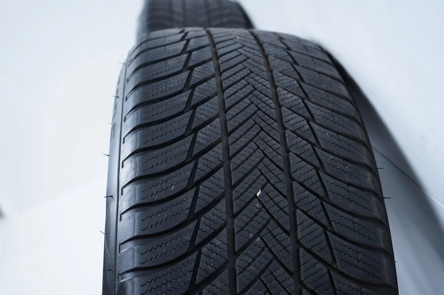 Audi A6 4K C8 winter tires/wheels 225/60 R17 inch 4K0601025