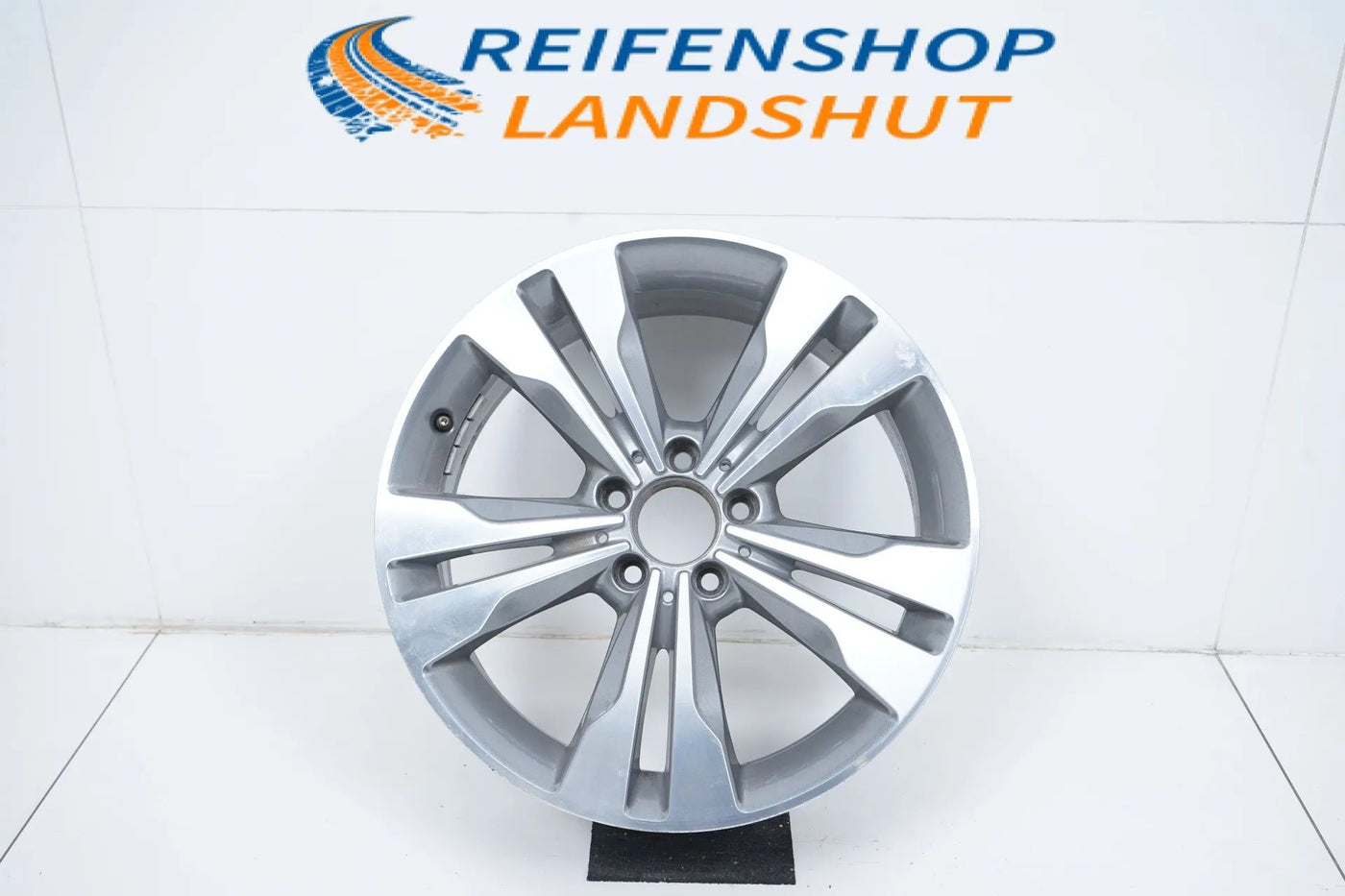 1 x Mercedes A B W176 W117 W246 Alufelge 18 Zoll A2464011202