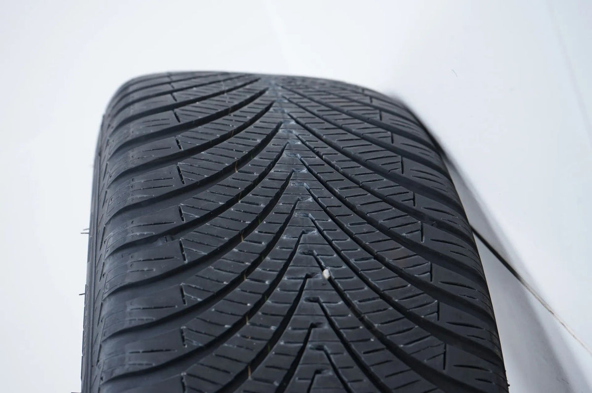 Mercedes C-Class W206 all-weather tires, winter wheels, 225/45/18 inch Detailansicht 13