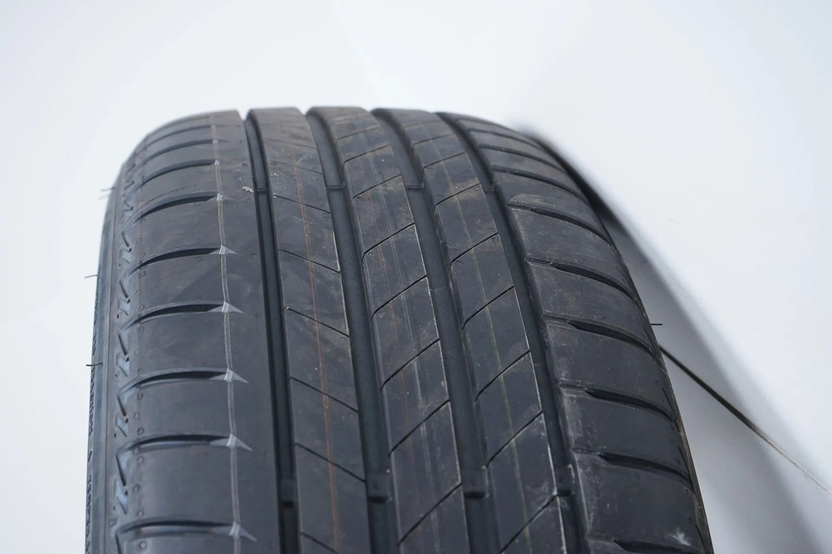 Roues et pneus été 18 pouces pour Mercedes EQA EQB H243 X243 Detailansicht 13