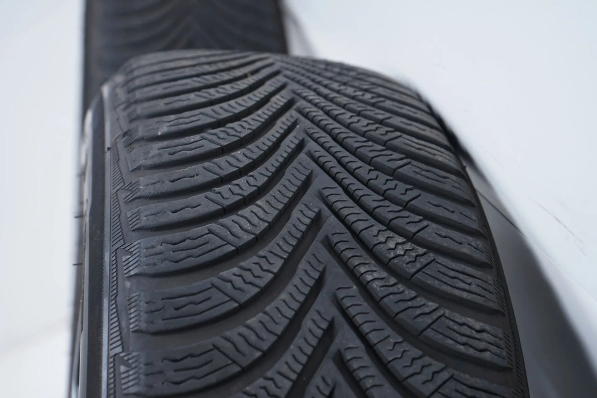Roues et pneus hiver 16 pouces pour Mercedes Classe AB W177 W247 Detailansicht 11