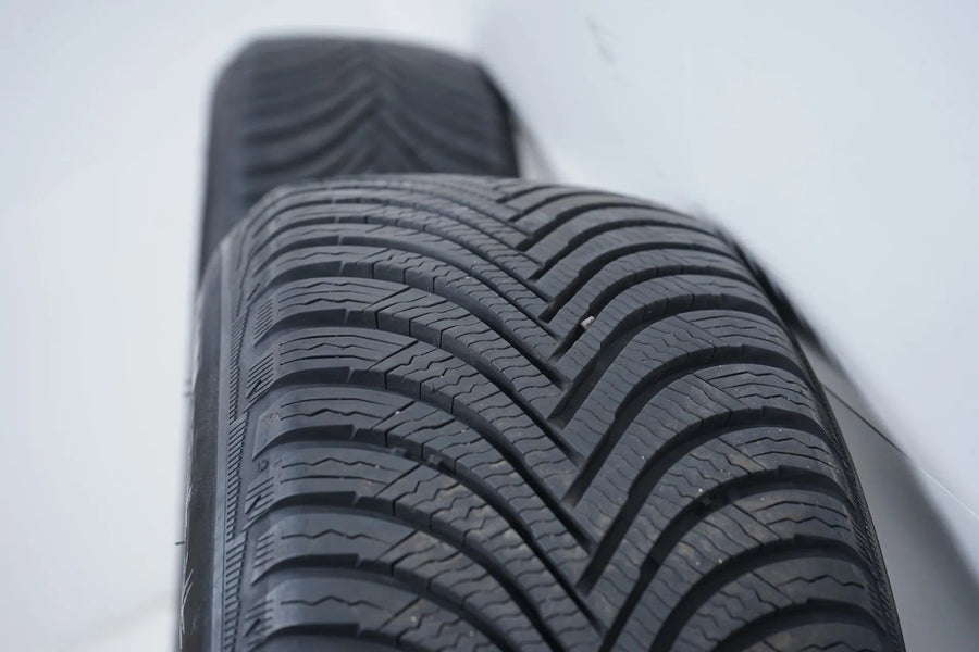 Pneus hiver et jantes hiver 16 pouces pour Mercedes Classe AB W177 B247