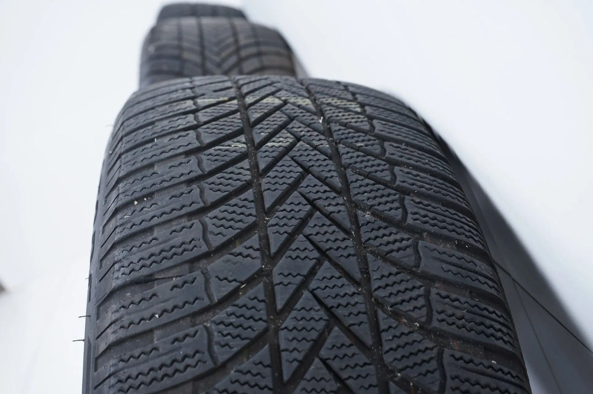 Mercedes EQC W293 N293 Winter Tires Winter Wheels 19 Inch Detailansicht 13
