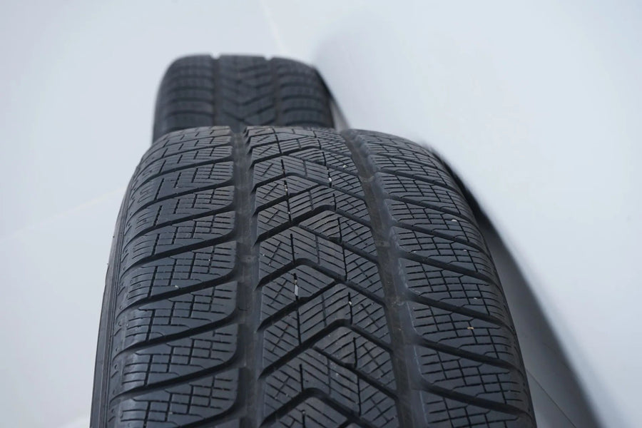 Land Rover Range Velar winter tires/wheels 255/55/19 inch