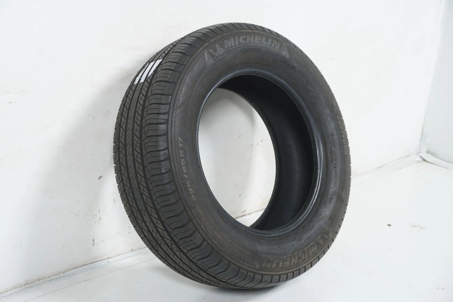 1x Sommerreifen 235 65 17 Zoll Michelin DOT15 ca5 mm MO
