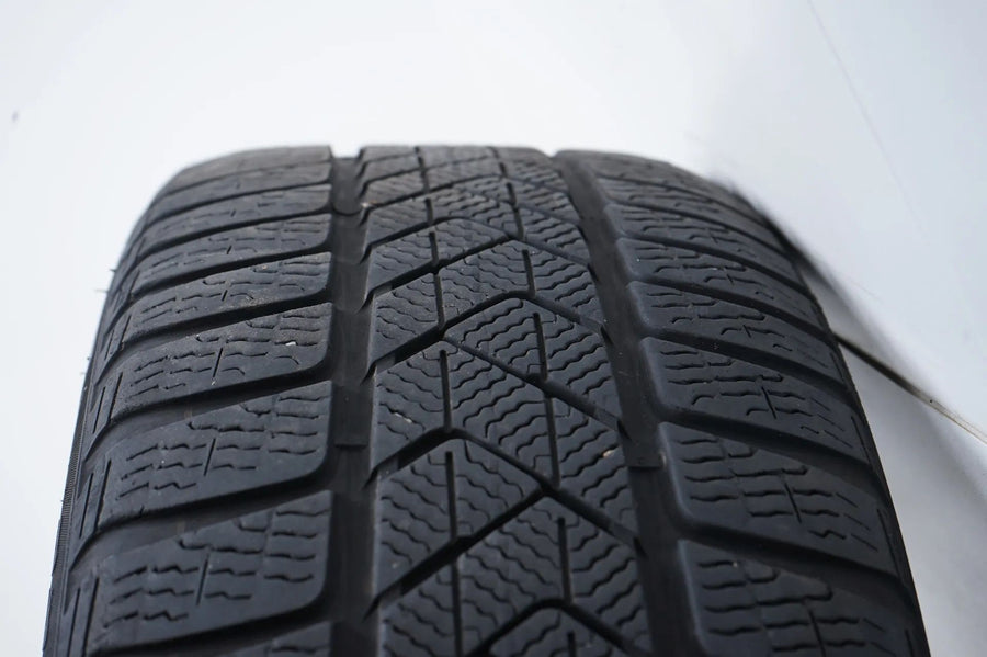 Mercedes C-Class W206 winter tires/wheels 225/45/18 inch