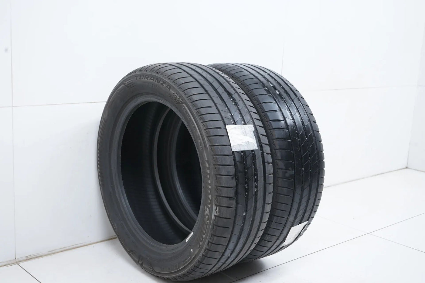 2x Sommerreifen 205 55 17 Zoll Bridgestone DOT19 ca.5mm MO