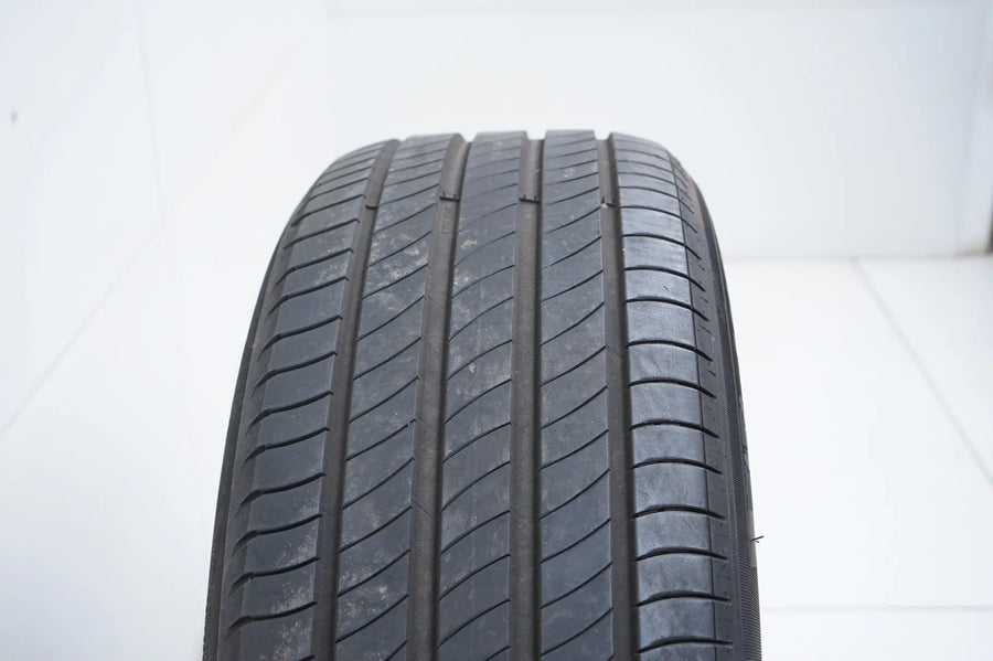 1 x Michelin summer tire 235 55 19 inch DOT22 MO approx. 5 mm tread depth