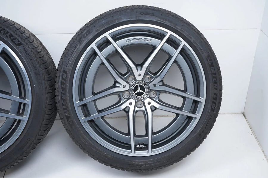 Mercedes E43 E53 AMG W213 Allwetterräder mit neuen Allwetterreifen 19 Zoll