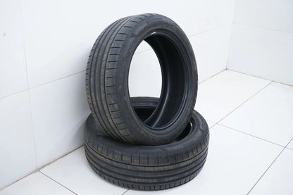 2 x Summer tires 235 50 20 inch Pirelli DOT23 approx. 4 mm