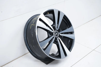 1 x Jante alliage Mercedes Classe C W205 19 pouces A2054012700 7,5J