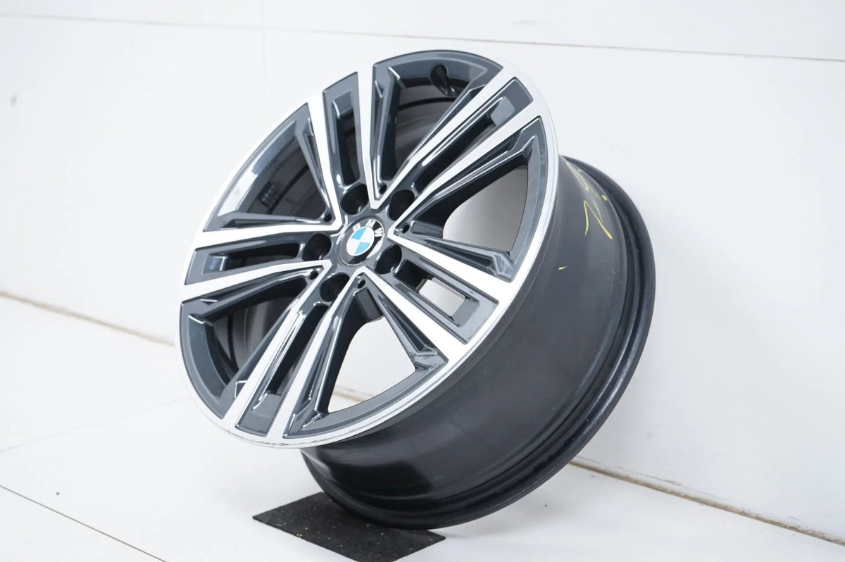 1 x Originální BMW řady 1 řady 2 F44 F40 hliníkový disk 17 palců 548 6884022 Detailní zobrazení 4