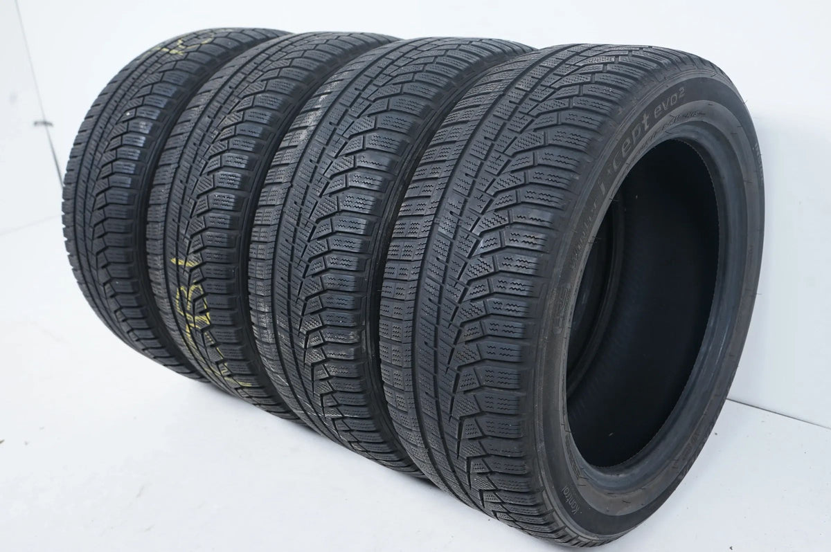 4 pneus hiver Hankook 225 50 17 pouces DOT21 environ 4mm RFT Detailansicht 3