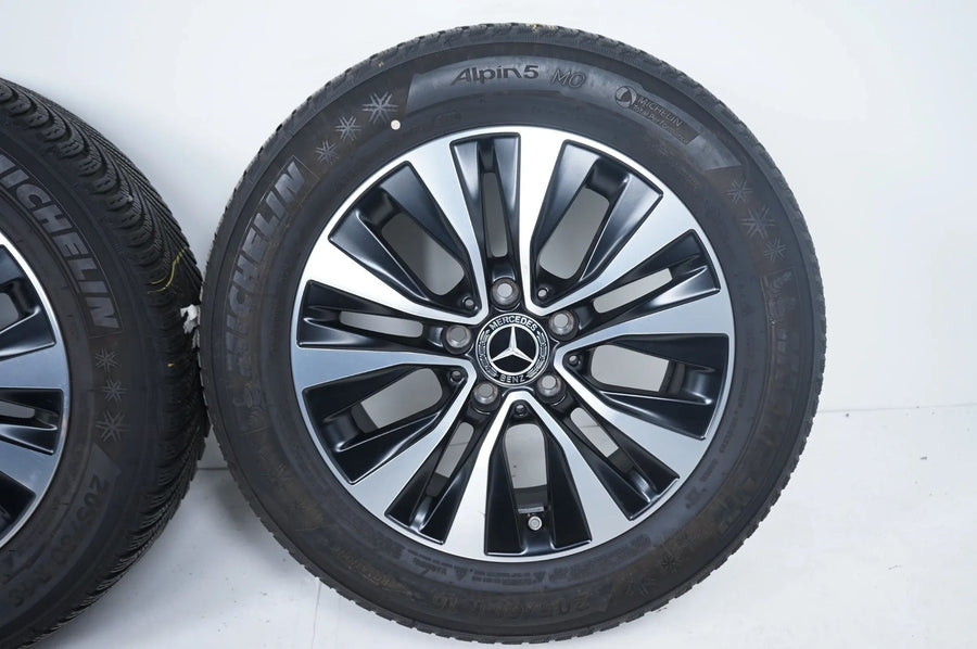 Mercedes A B Klasse W177 B247 Allwetterräder mit neuen Allwetterreifen 16 Zoll
