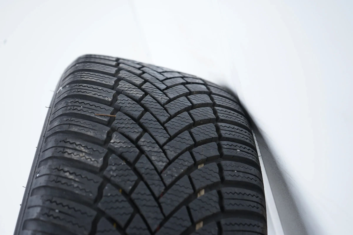 Audi A3 GY 8Y Winter Tires Winter Wheels 205 50 17 Inch 8Y0601025L Detailansicht 12