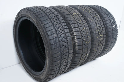 4 x Winterreifen Pirelli 225/45 R18 18 Zoll DOT19/18 ca.5mm MO