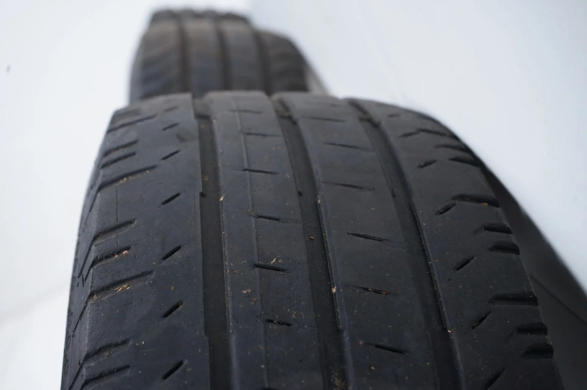 VW Volkswagen Crafter rims summer tires 235 65 16C inch Detailansicht 10