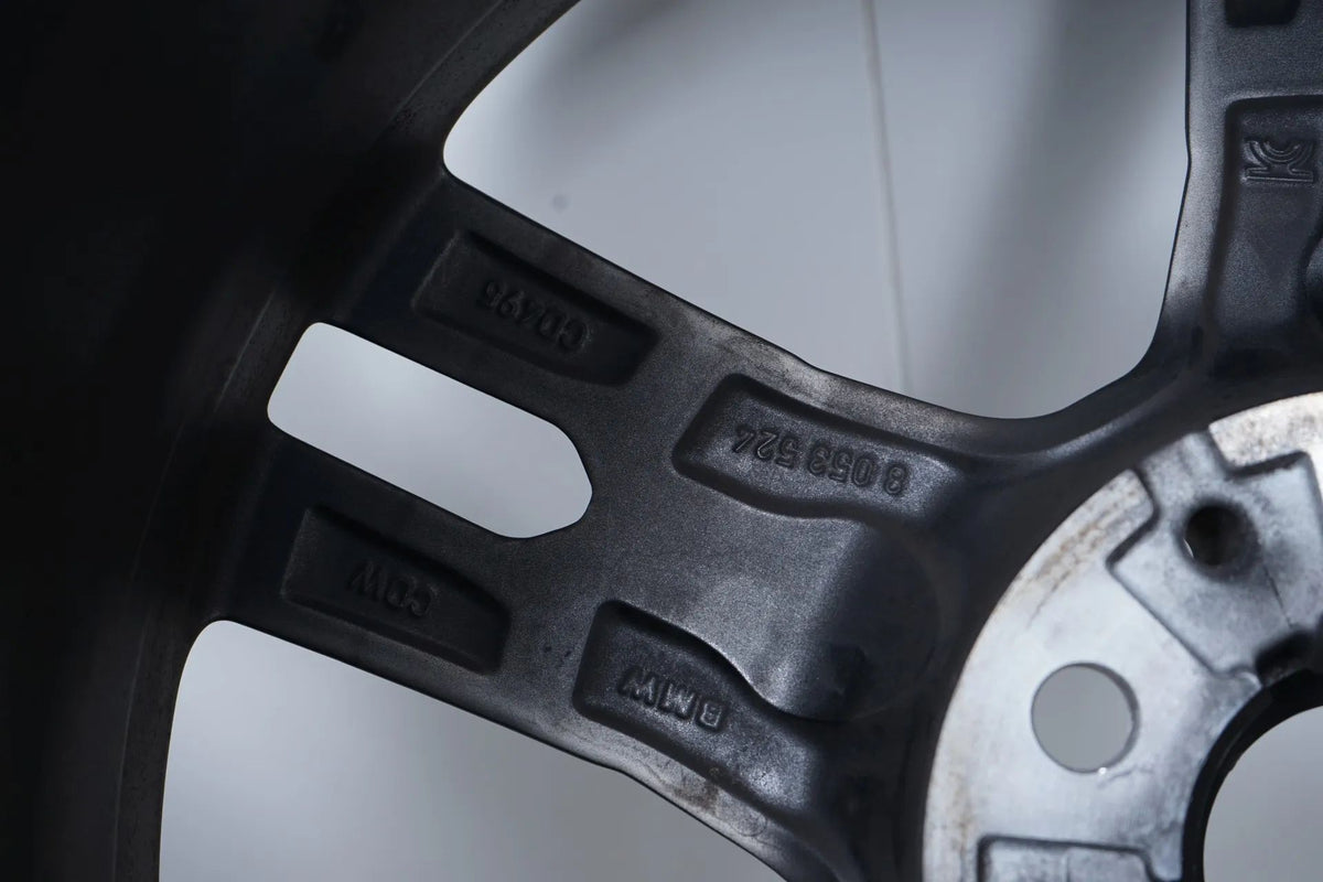 4 x Originální hliníkové disky BMW řady 1 a 2 F44 F40 18 palců 556M 8053524 Detailní zobrazení 14