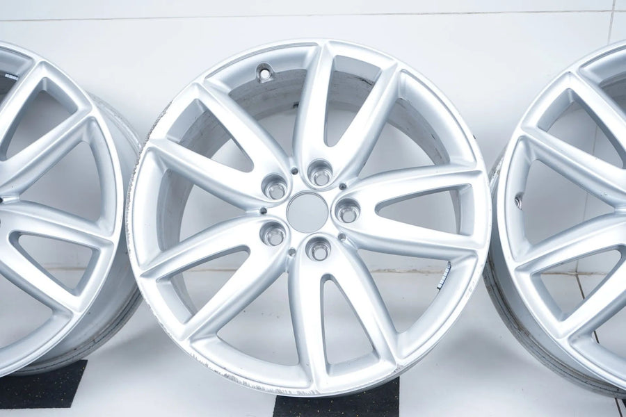 4 x originální hliníkové disky MINI Clubman F54 18 palců 815 6887612