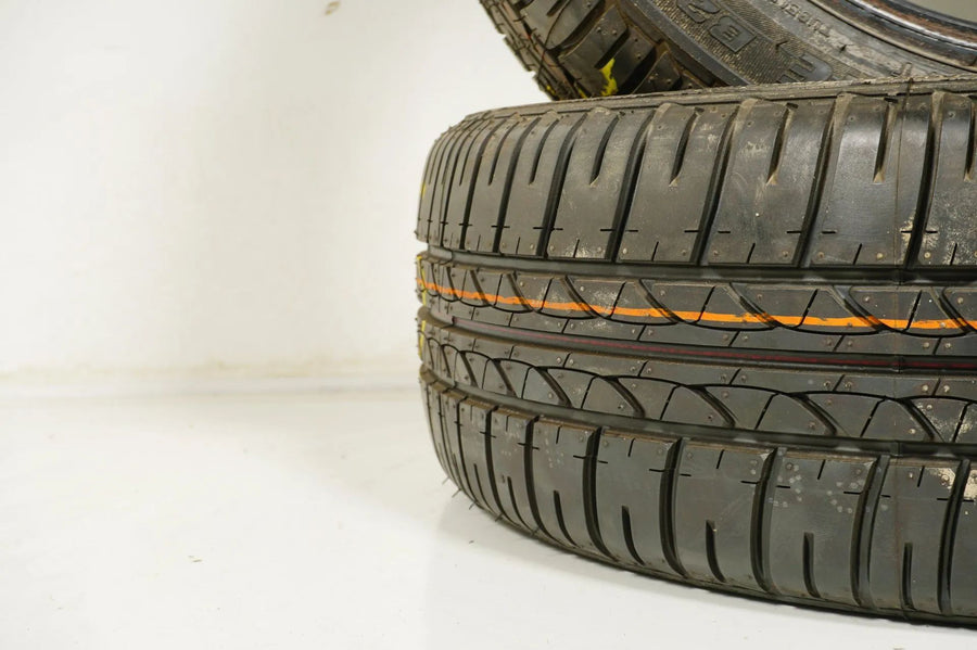 2x Demo Sommerreifen 175 55 15 Zoll Bridgestone DOT11