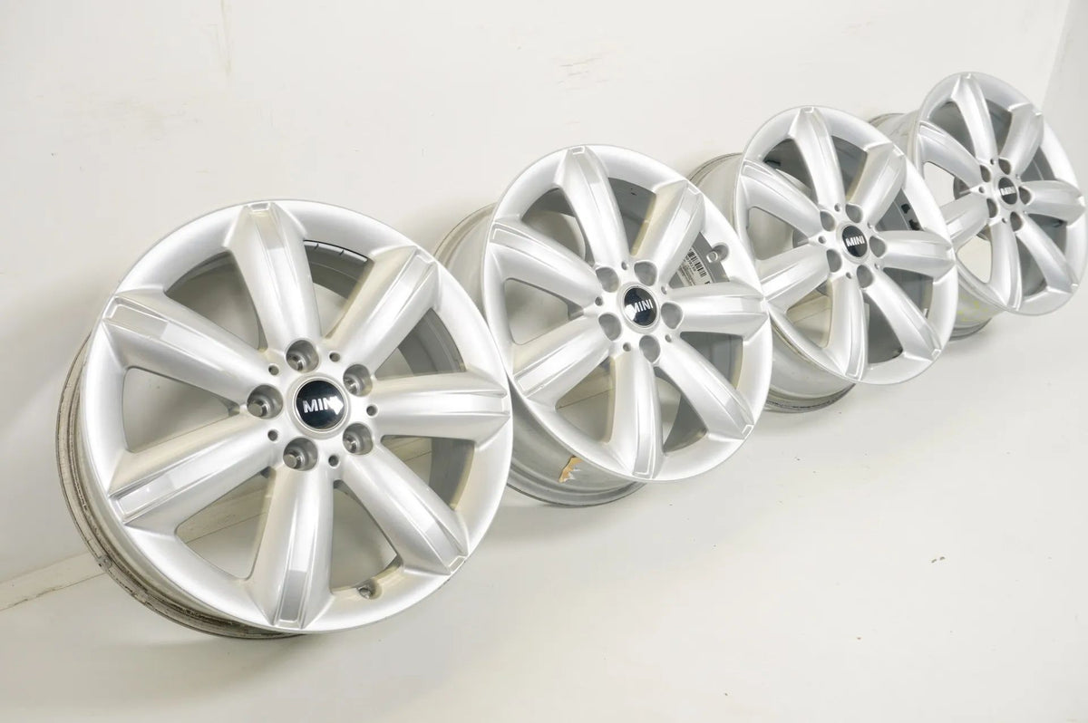 MINI Countryman F60 Alloy Wheels 17 Inch 6856041 JCW 539 6.5J Detailansicht 2
