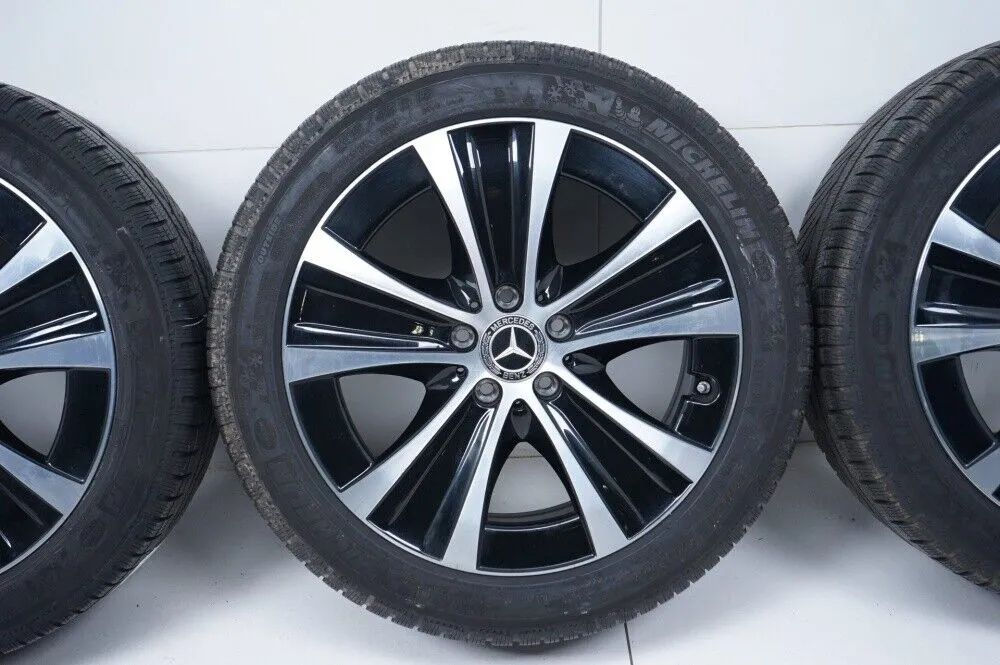 Mercedes E Klasse W213 Winterreifen Winterräder 245 45 18 Zoll Detailansicht 7