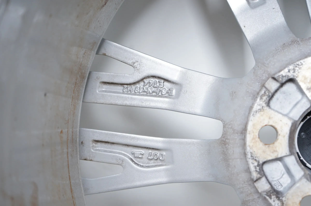 Audi A5 S5 B10 FU 8B Winterreifen Winterräder 245 40 19 Zoll 8B3601025AS Vue détaillée 12