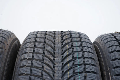 4x DEMO Winterreifen Michelin 235 65 17 Zoll DOT17 MO