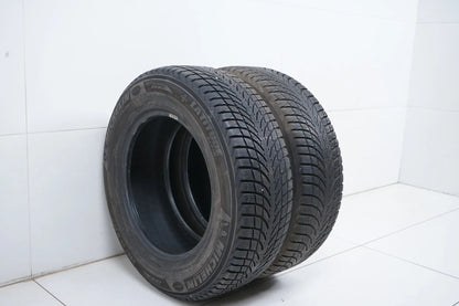 2x Michelin winter tires 235 65 17 inch DOT18 MO approx. 5 mm tread depth