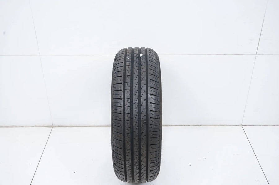 1x Sommerreifen Pirelli 205 60 16 Zoll DOT23 ca.7mm MO