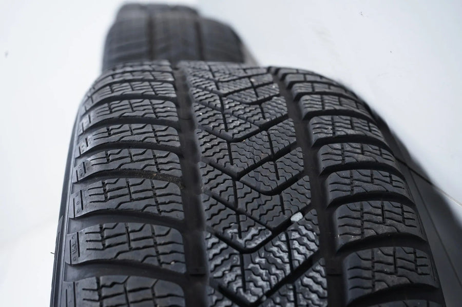 Mercedes C-Class W206 winter tires/wheels 225/45/18 inch