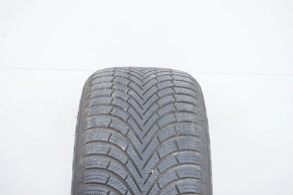 1 x Maxxis winter tire 225 45 18 inch DOT21 approx. 7 mm