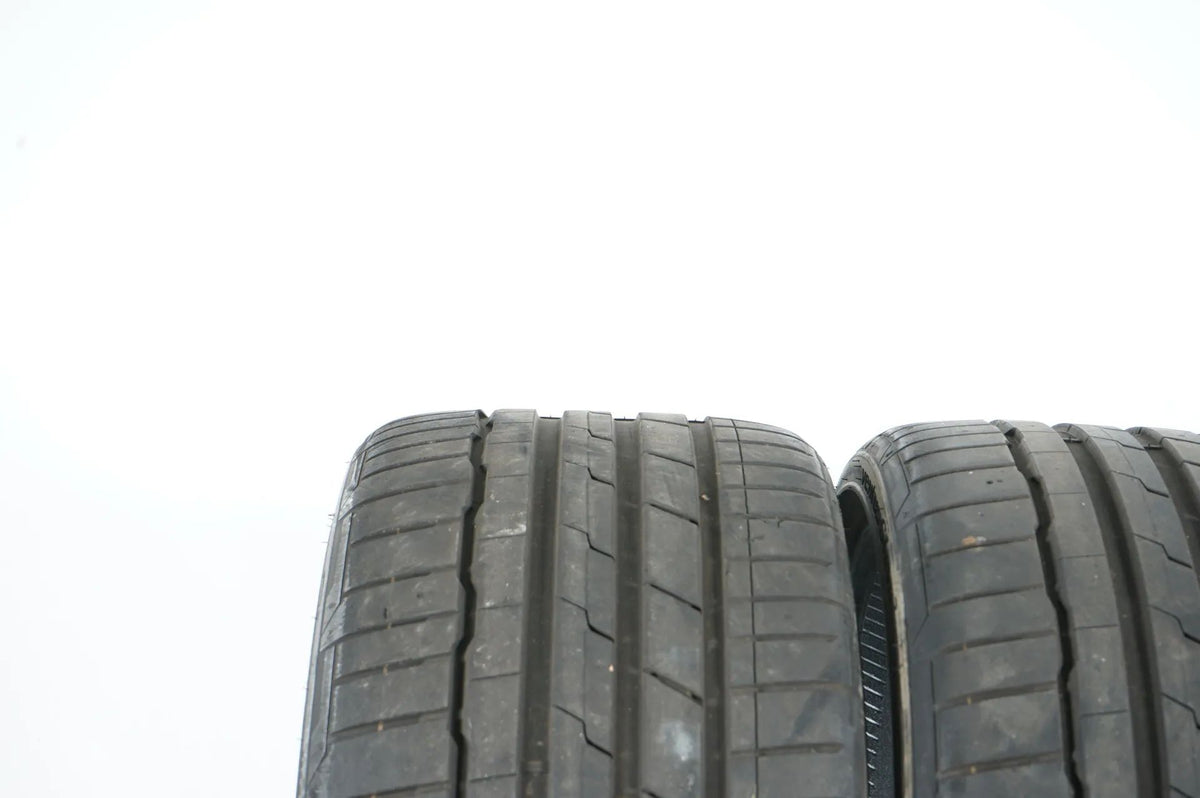 2 x Hankook summer tires 285 30 22 inch DOT22 approx. 6mm tread depth Detailansicht 4