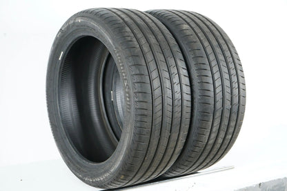 2 pneus été de démonstration Bridgestone 275/40/20 pouces BMW* DOT23 RFT
