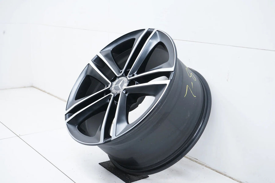 1 x Hliníkový disk Mercedes CLS W257 18 palců A2574010200 9J ET33