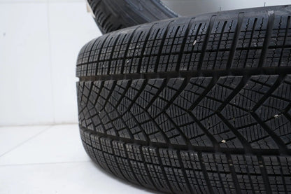 2 pneus hiver Goodyear 255/50 21 pouces DOT21 BMW* profondeur de sculpture d'environ 6 mm