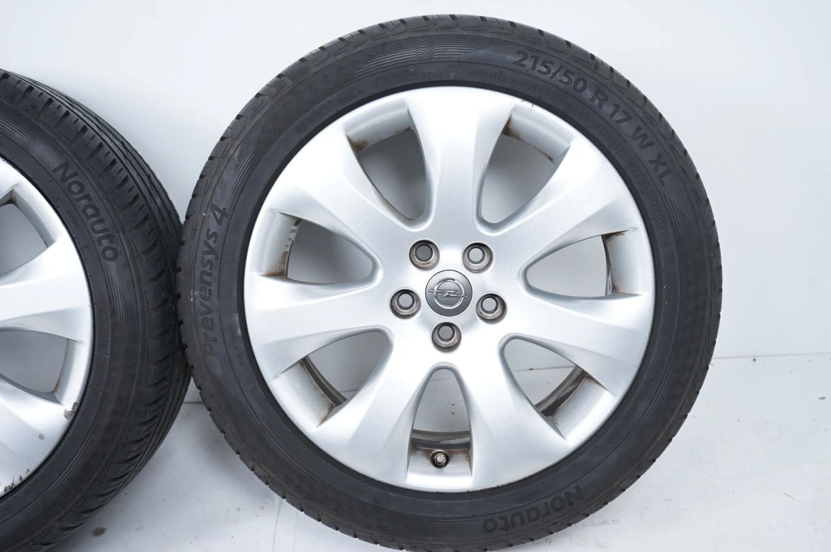 Opel Astra J Pneus d'été 215 50 17 pouces 7mm Detailansicht 7