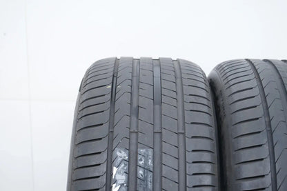 2 pneus d'été 255 45 R19 104Y Pirelli Cinturato P7 DOT22 env. 5 mm MO