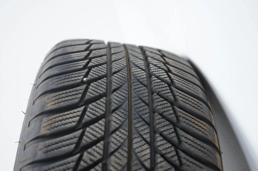 Original Audi A1 GB Winterräder Winterreifen 205 60 R16 Citycarver/Allstreet