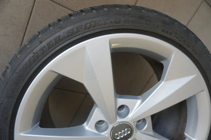 Original Audi A3 8Y 18 Zoll Alufelgen Winterräder Winterreifen 225 40 R18 9mm