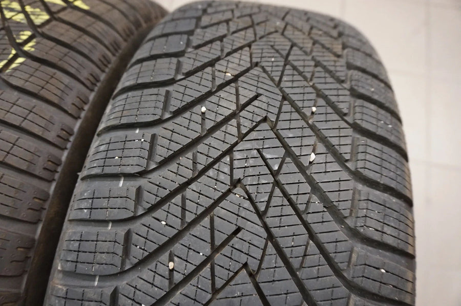 Original Audi Q5 GU 20 Zoll Alufelgen Winterreifen Winterräder 255 45 R20 7,5mm