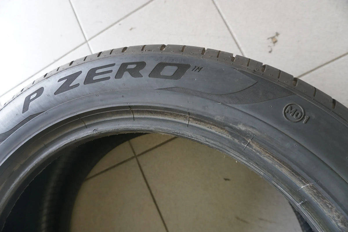 1 X 235 50 R19 99Y Sommerreifen Pirelli P Zero PZero MO 2022 7mm Detailansicht 3