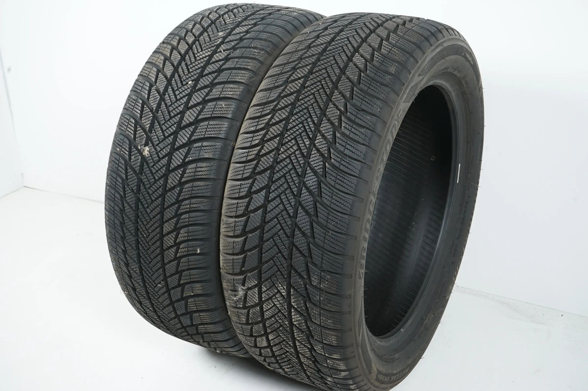 2x Winterreifen Bridgestone 235 50 19 Zoll DOT19 ca.8mm MO Detailansicht 3