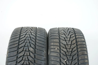 2 pneus hiver Hankook Evo3 225 45 18 pouces DOT23 env. 7 mm