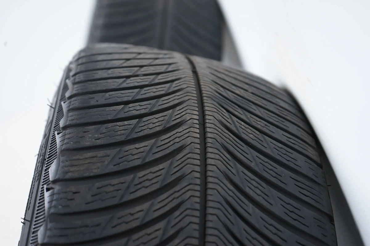 Mercedes A45 CLA45 W177 C118 Winterreifen Winterräder 18 Zoll Detailansicht 11