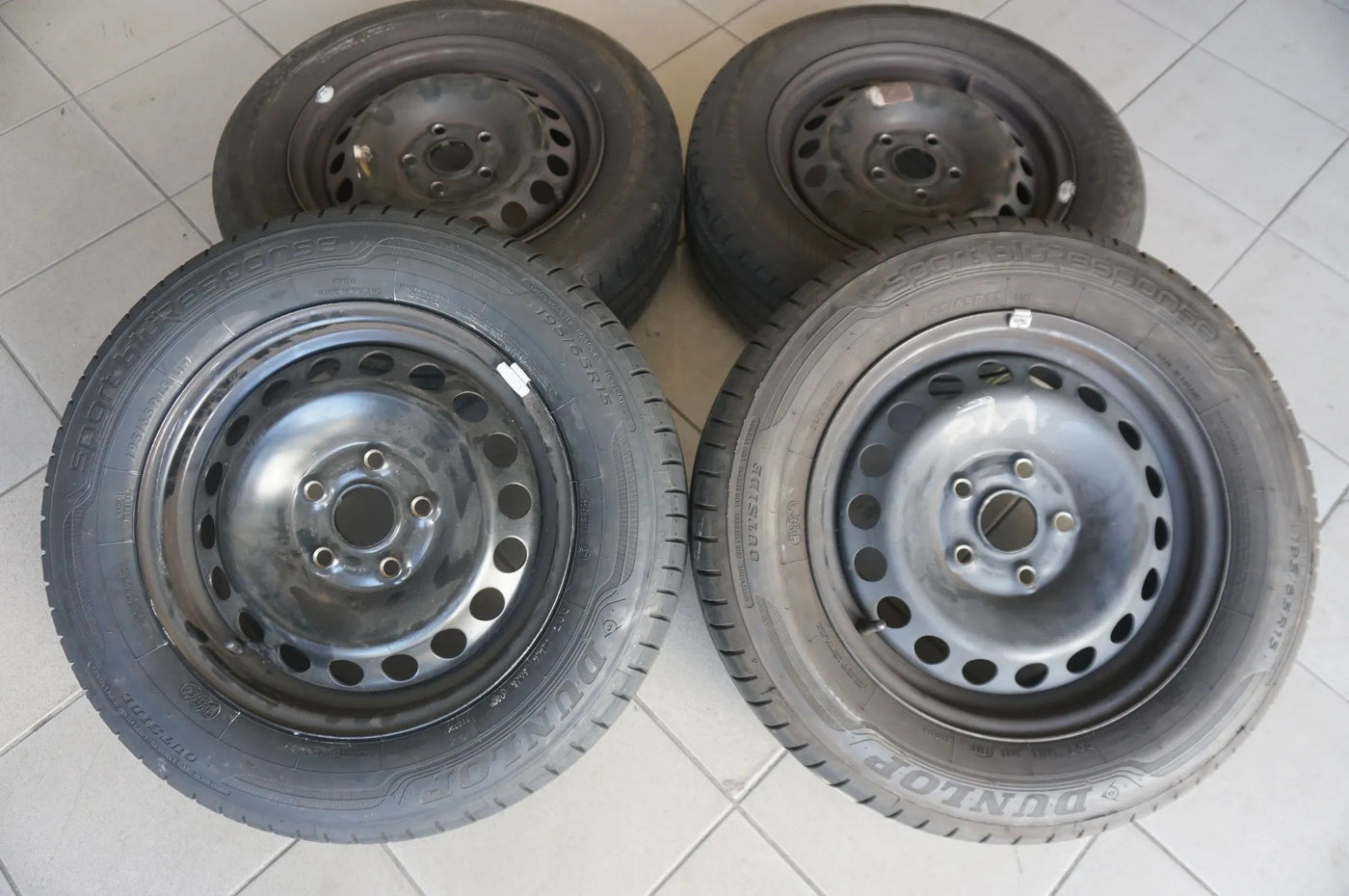 Original VW Golf 5 6 V VI Stahlfelgen Sommerräder Sommerreifen 195 65 R15 6mm