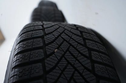 Audi VW Seat Skoda Winterräder Winterreifen 205 55 16 Zoll 8mm